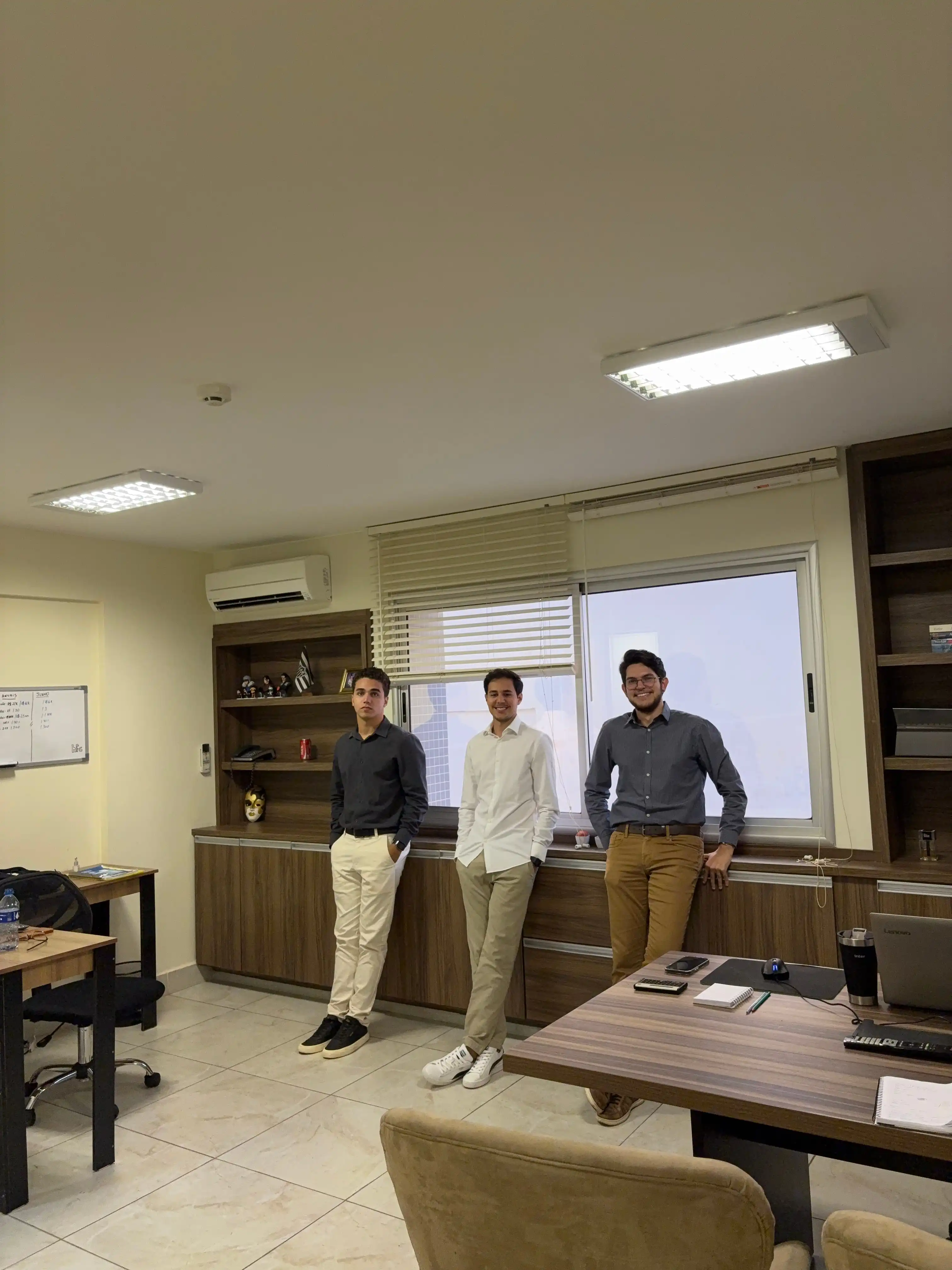 Equipe da HFC no escritório em Brasília